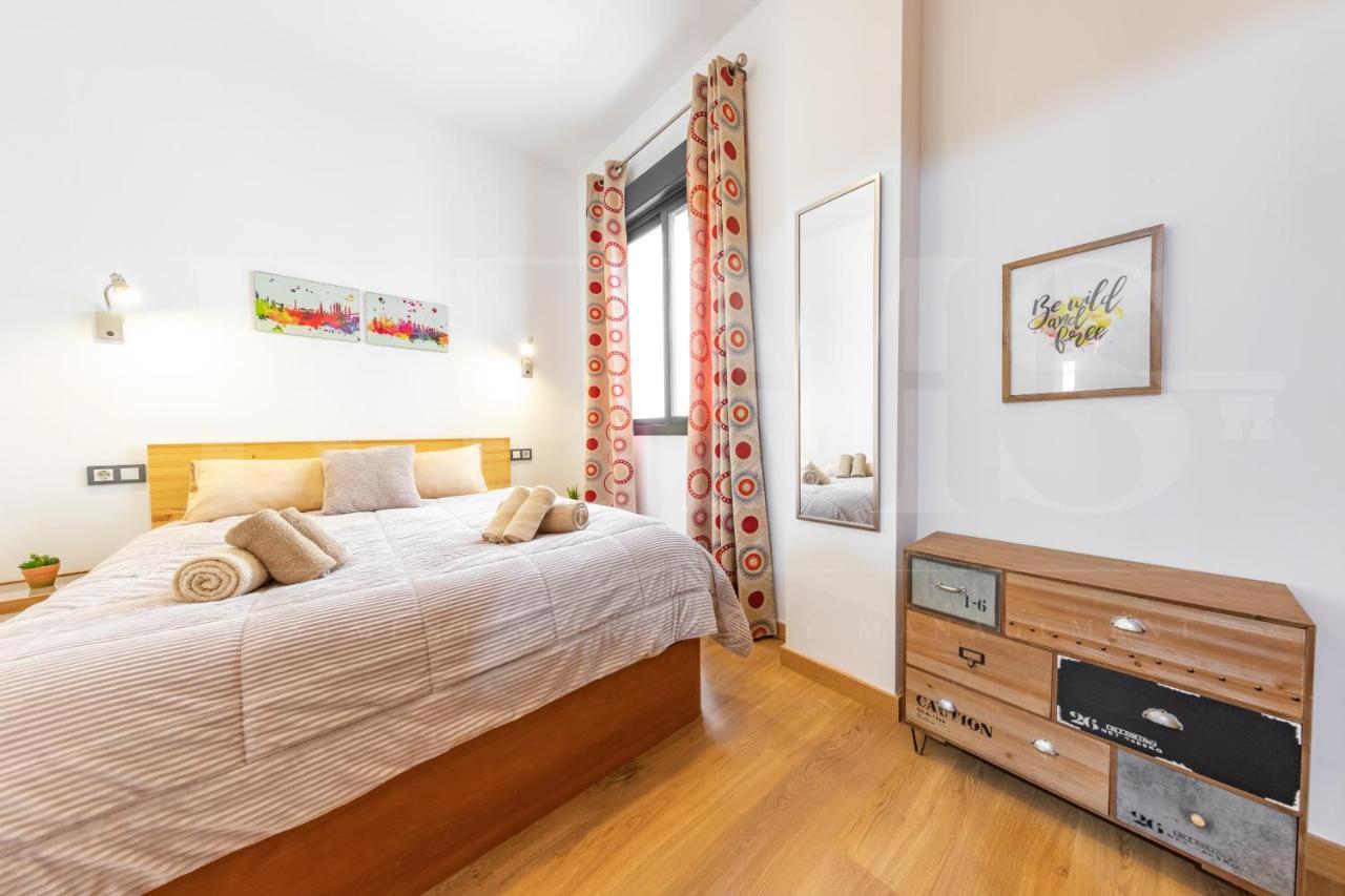 Cozy Flat With Common Pool & Parking - Center By Rems Leilighet Málaga Eksteriør bilde
