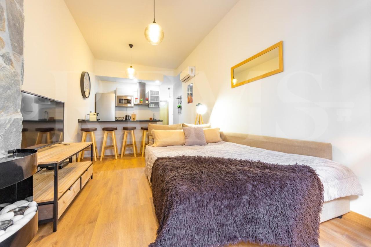 Cozy Flat With Common Pool & Parking - Center By Rems Leilighet Málaga Eksteriør bilde