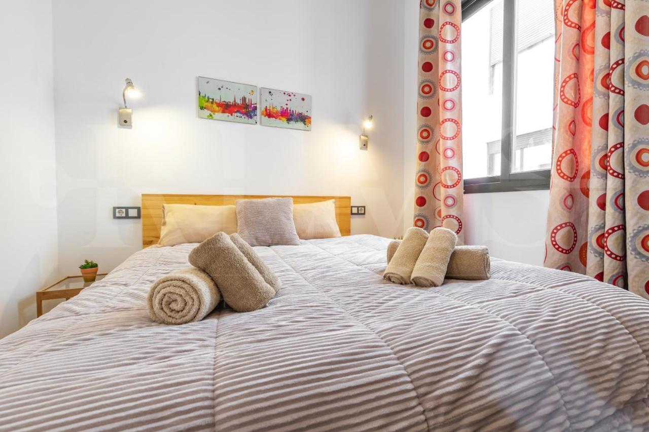 Cozy Flat With Common Pool & Parking - Center By Rems Leilighet Málaga Eksteriør bilde